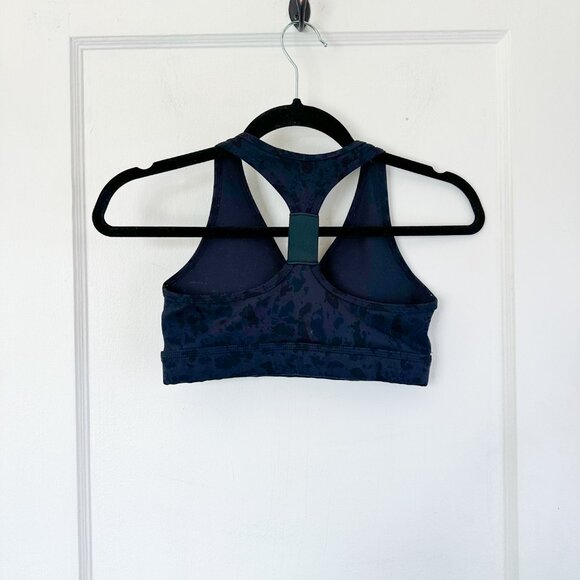 Alphalete | Surface Faux Wrap Athletic Sports Bra in Pebble Print Black Small - Picture 4 of 6